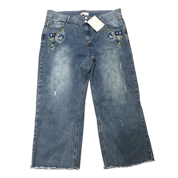 HER STORY wide leg distressed floral embroidered crop NWT Denim Blue jeans Sz 22 - Picture 1 of 6